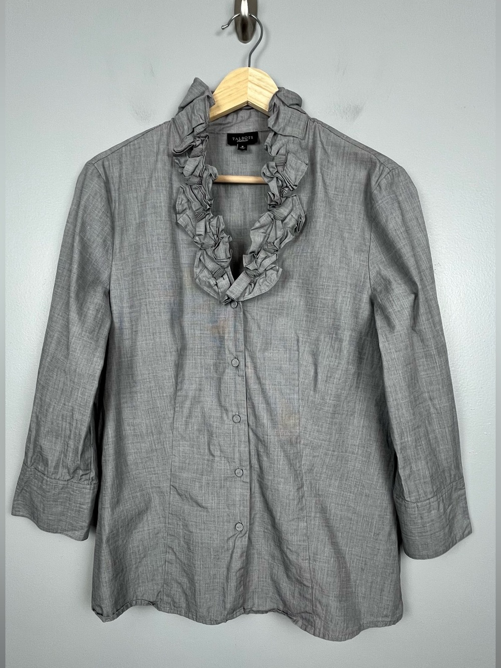 Talbots black & white woven 100% cotton 3/4 sleeve ruffled button blouse, 8.